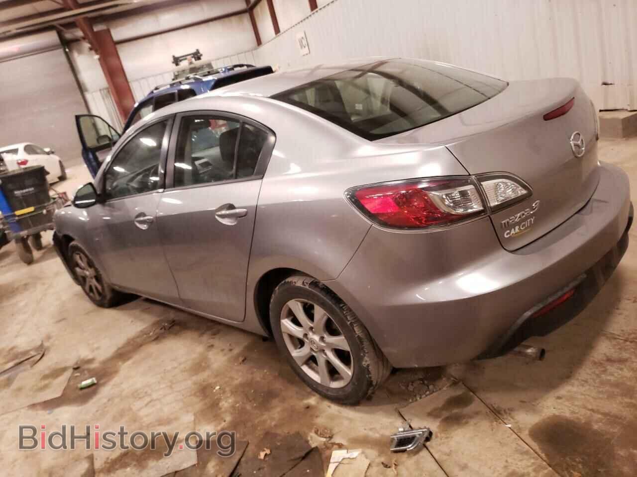 2011 MAZDA 3 - VIN: JM1BL1VG0B1357350 - Фото 2
