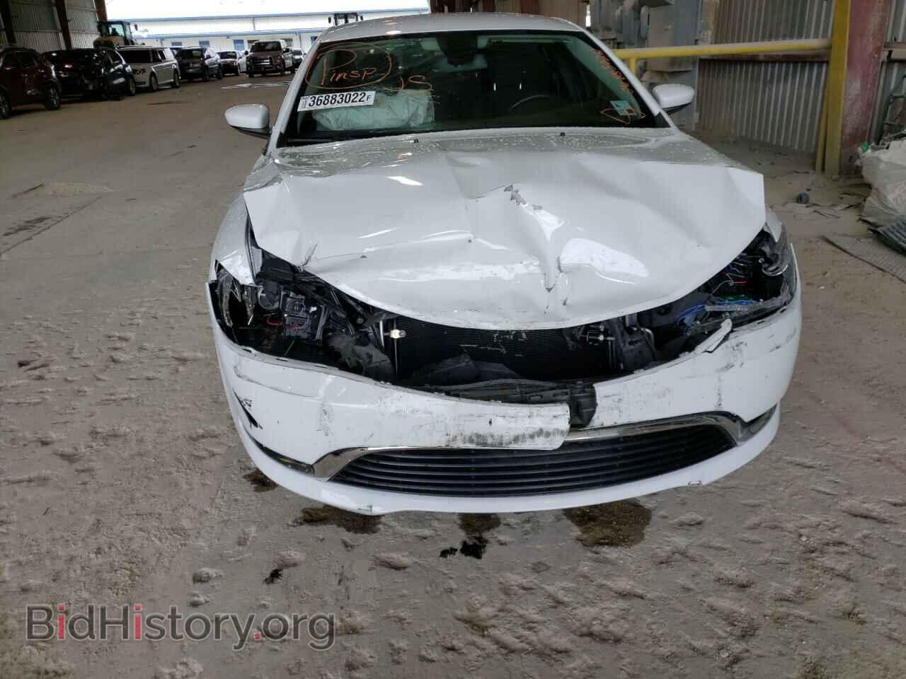 2015 CHRYSLER 200 - VIN: 1C3CCCAB3FN637762 - Фото 9