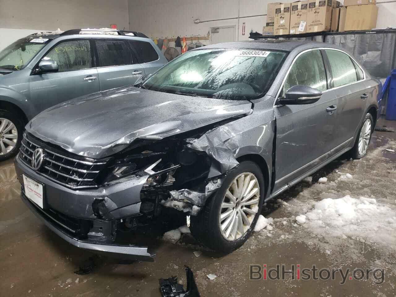 Photo 1VWBS7A36GC035684 - VOLKSWAGEN PASSAT 2016