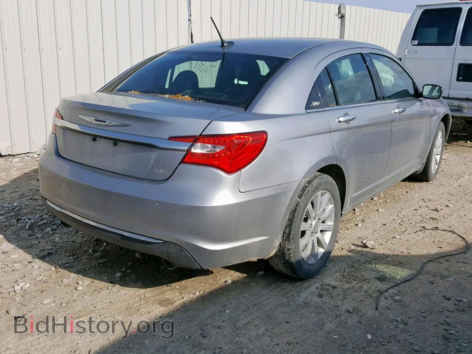 2013 CHRYSLER 200 - VIN: 1C3CCBCG8DN701763 - Photo 4