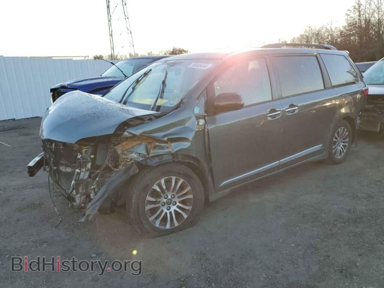 Фотография 5TDYZ3DC2JS920404 - TOYOTA All Models 2018