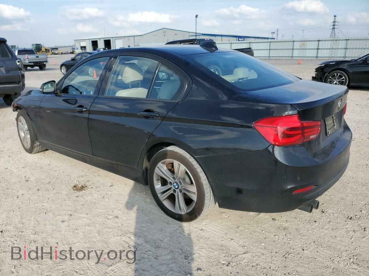 2016 BMW 3 SERIES - VIN: WBA8E9G57GNU28250 - Фото 2