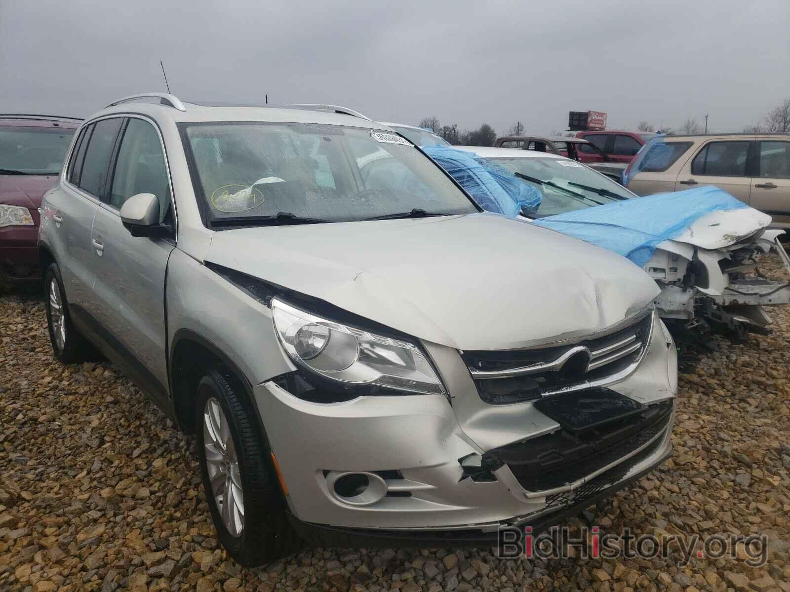 Photo WVGAV7AX1AW510877 - VOLKSWAGEN TIGUAN 2010