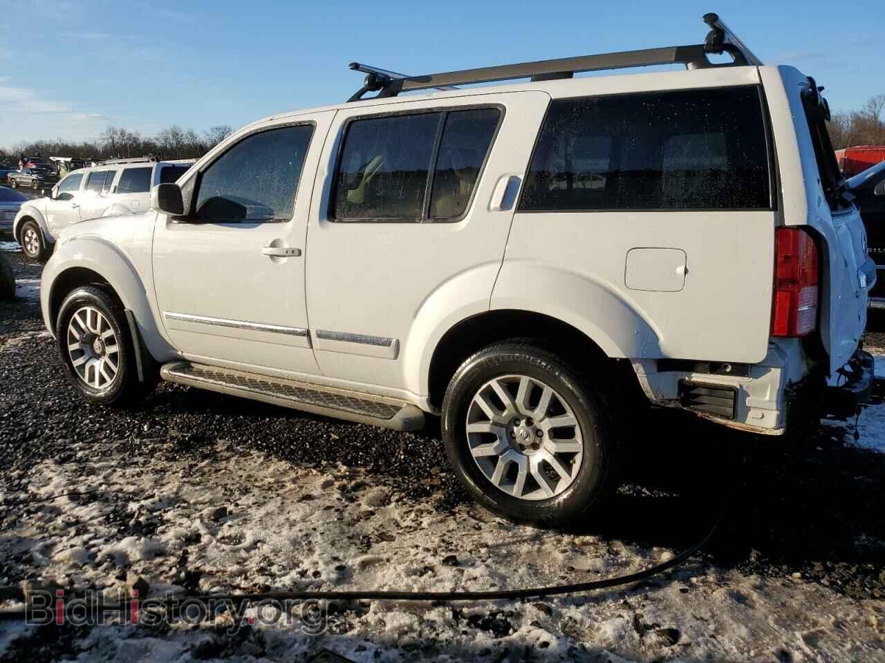 2011 NISSAN PATHFINDER - VIN: 5N1AR1NB8BC608257 - Фото 2