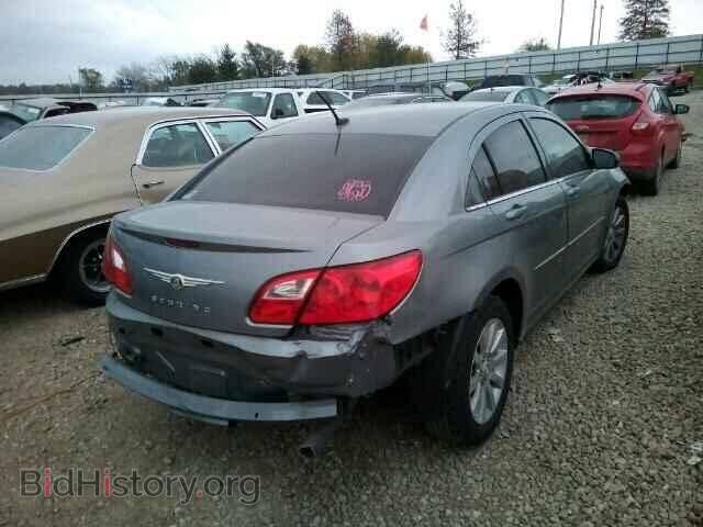 2010 CHRYSLER SEBRING - VIN: 1C3CC5FD7AN197088 - Фото 4