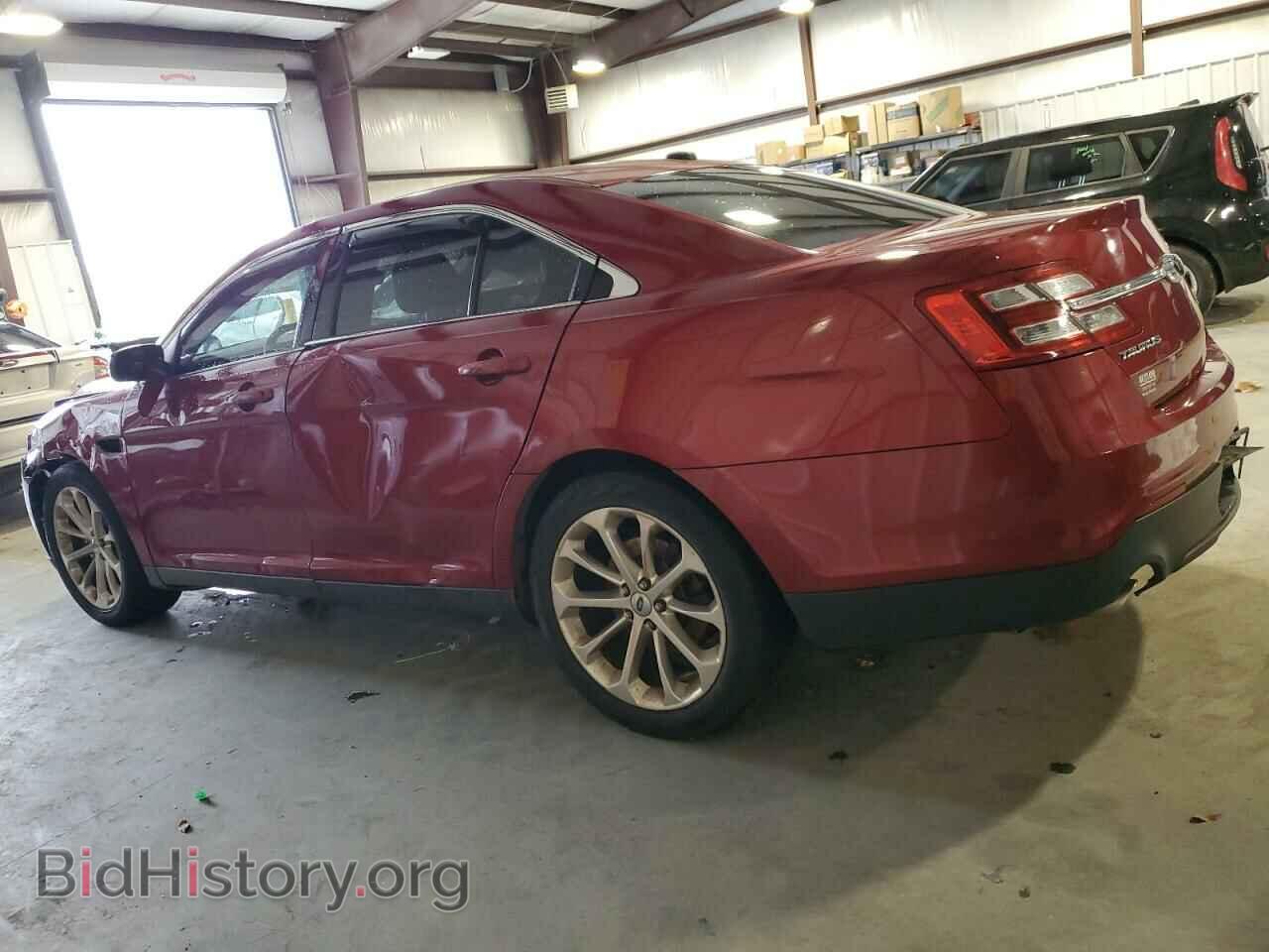 2013 FORD TAURUS - VIN: 1FAHP2F89DG136136 - Фото 2