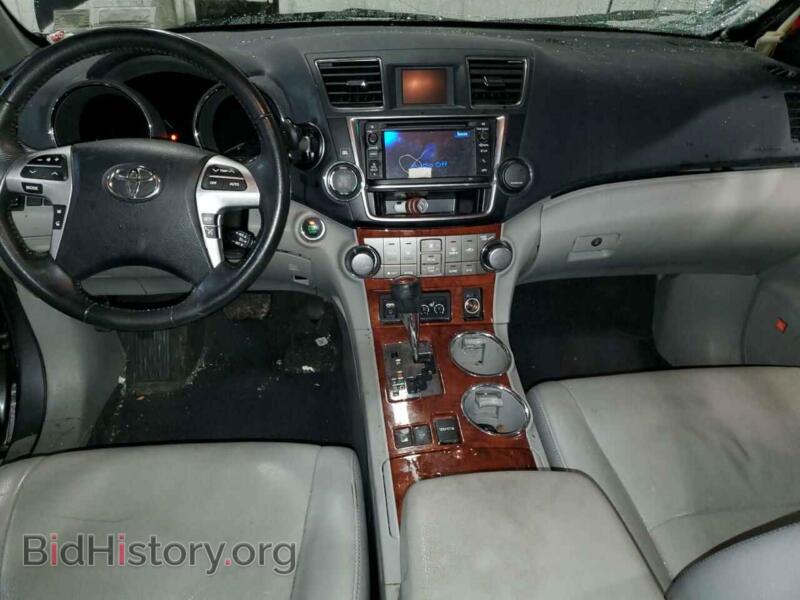 2013 Toyota HIGHLANDER (VIN 5TDDK3EH1DS190891) — photo 8 of 13