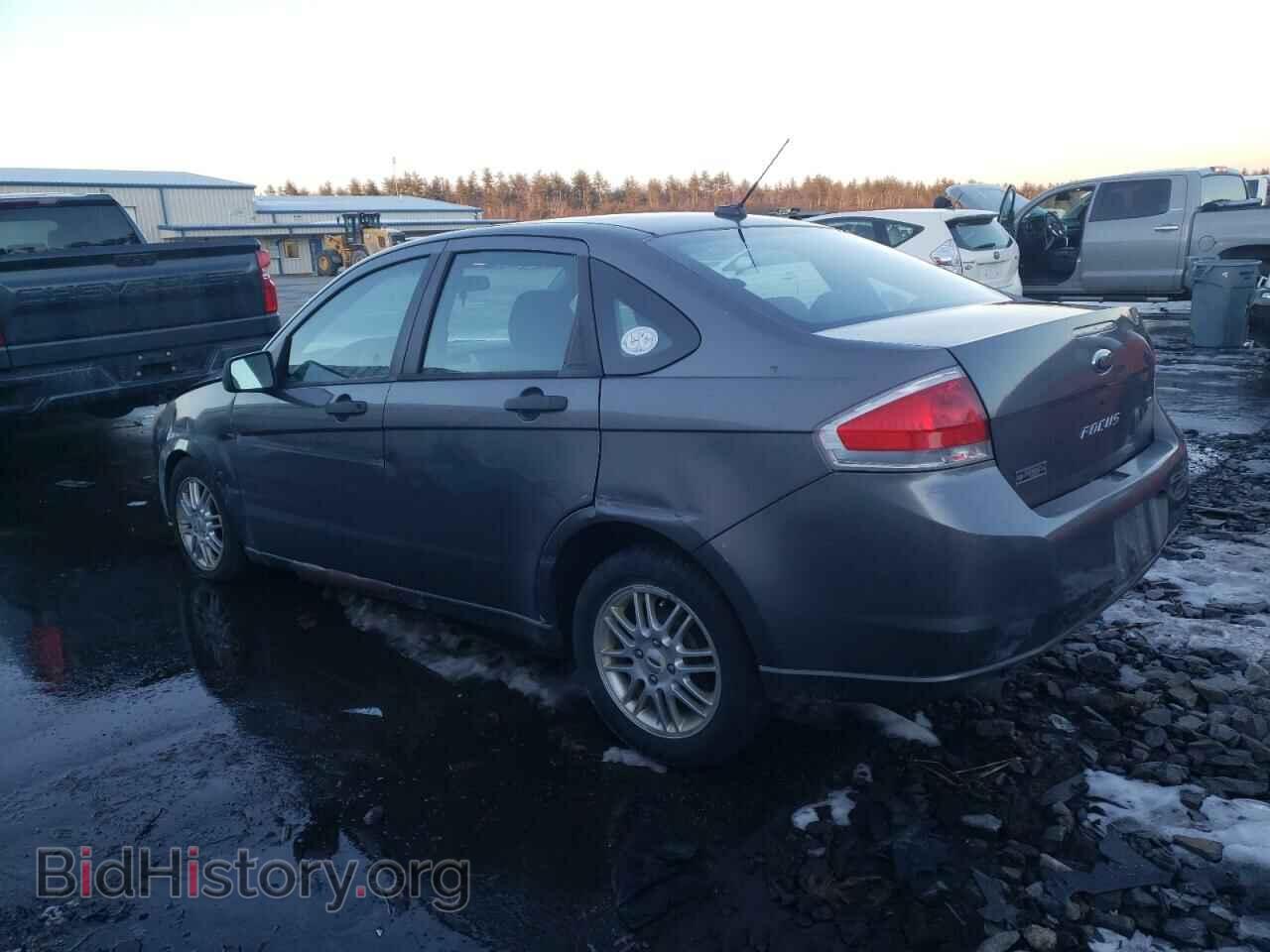 2009 FORD FOCUS - VIN: 1FAHP35N09W214457 - Фото 2