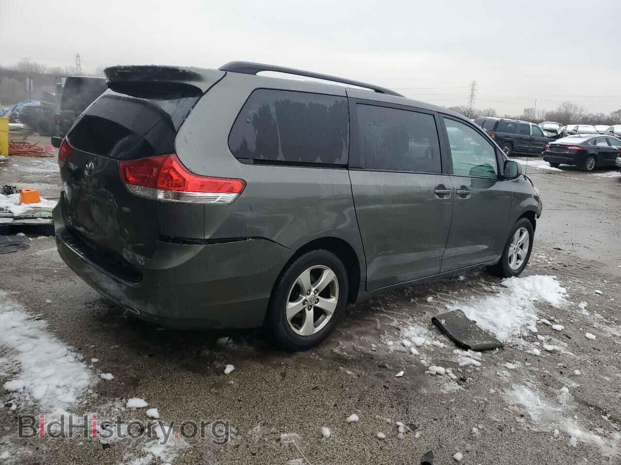 2014 TOYOTA All Models - VIN: 5TDKK3DCXES481209 - Фото 3