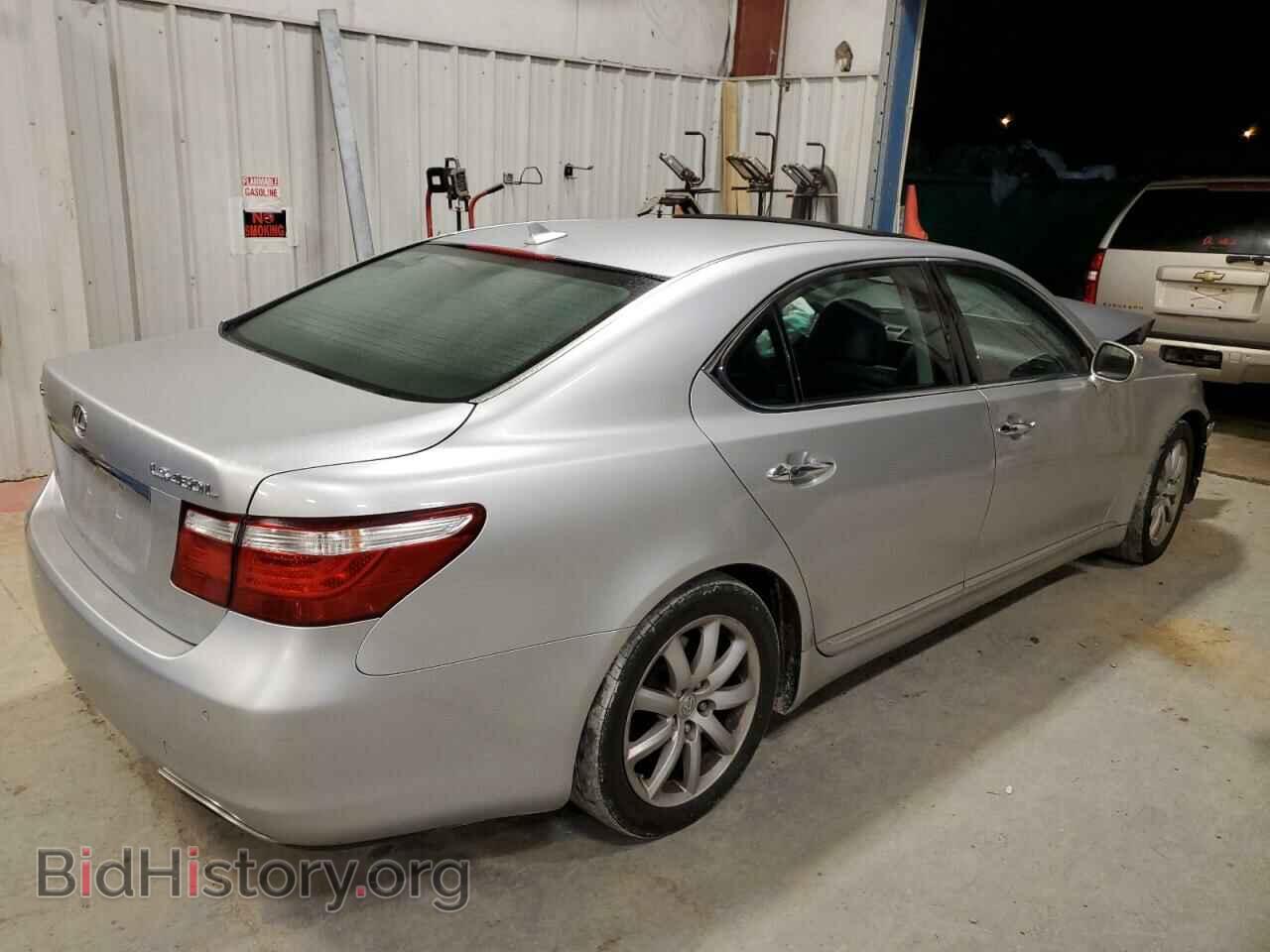 2007 LEXUS LS460 - VIN: JTHGL46F275006810 - Фото 3