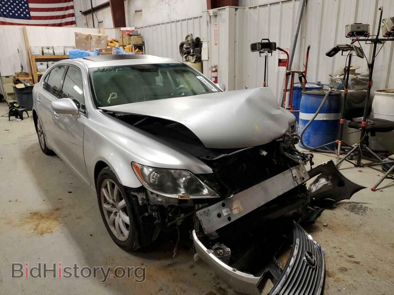 2007 LEXUS LS460 - VIN: JTHGL46F275006810 - Фото 4