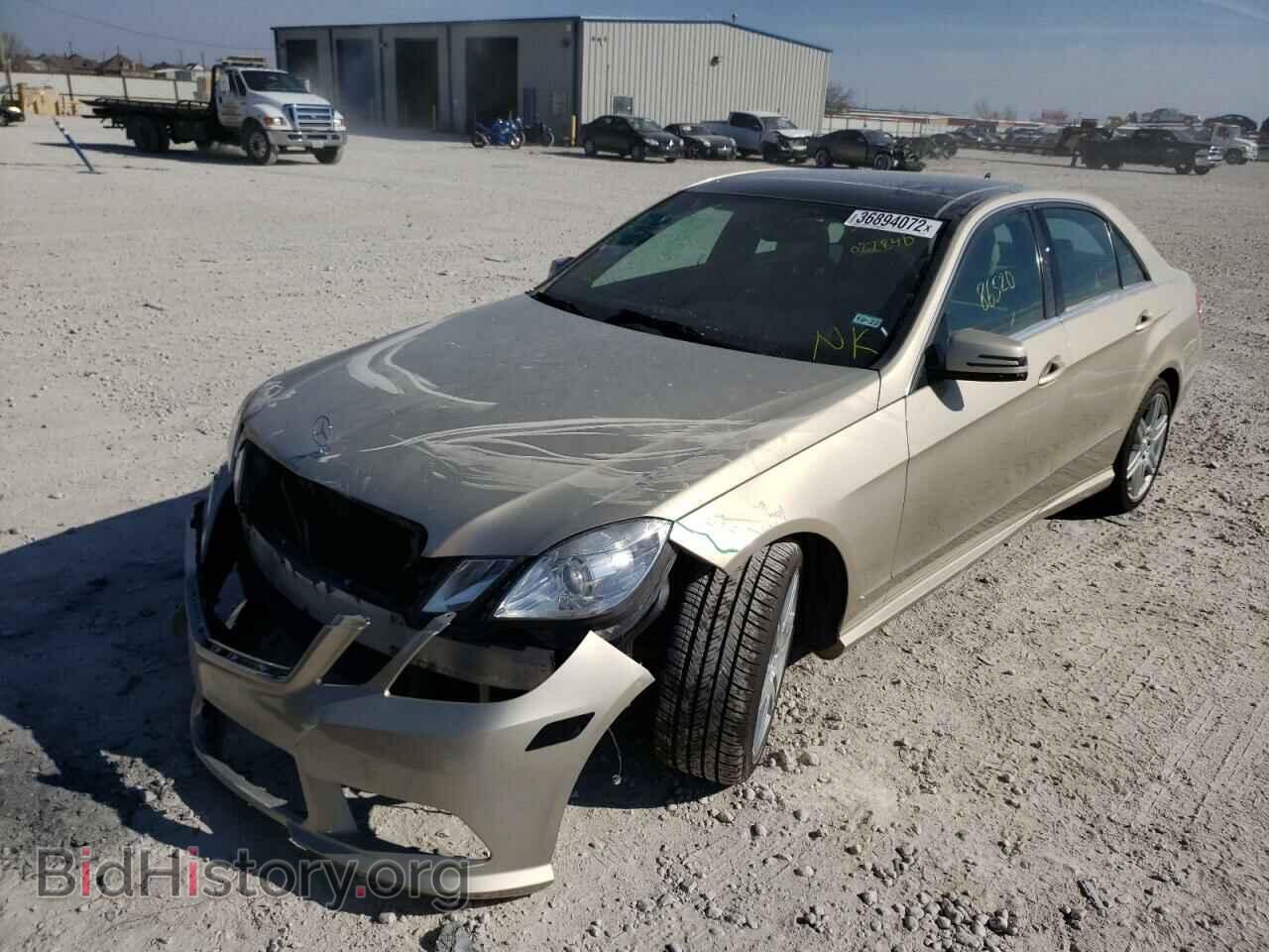 2010 MERCEDES-BENZ E-CLASS - VIN: WDDHF5GB2AA027840 - Фото 2