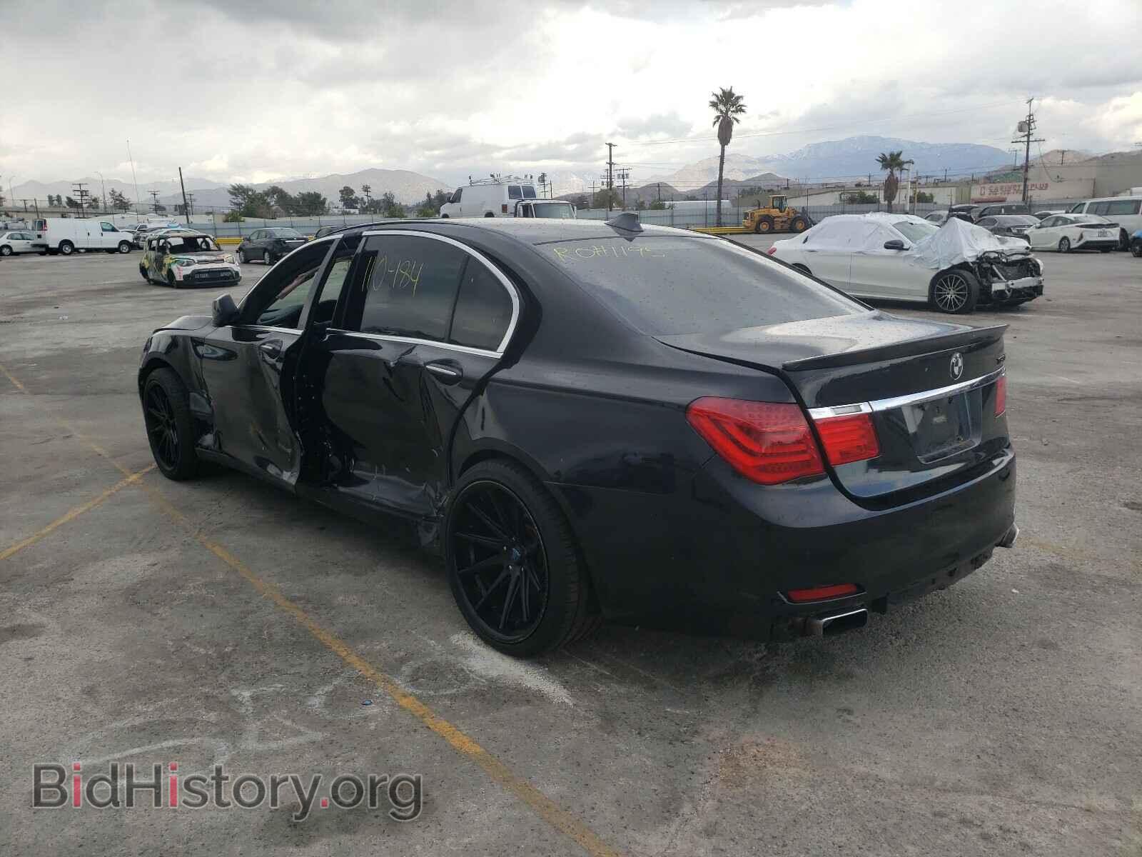 2012 BMW 7 SERIES - VIN: WBAKC8C51CC436863 - Фото 3