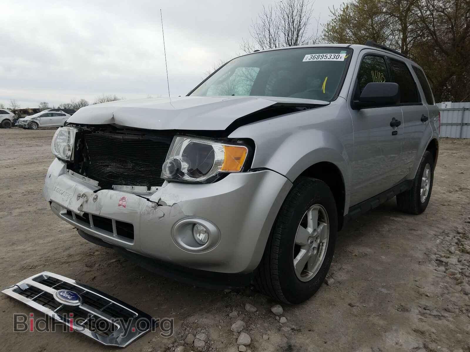 2011 FORD ESCAPE - VIN: 1FMCU0DG2BKC07419 - Фото 2