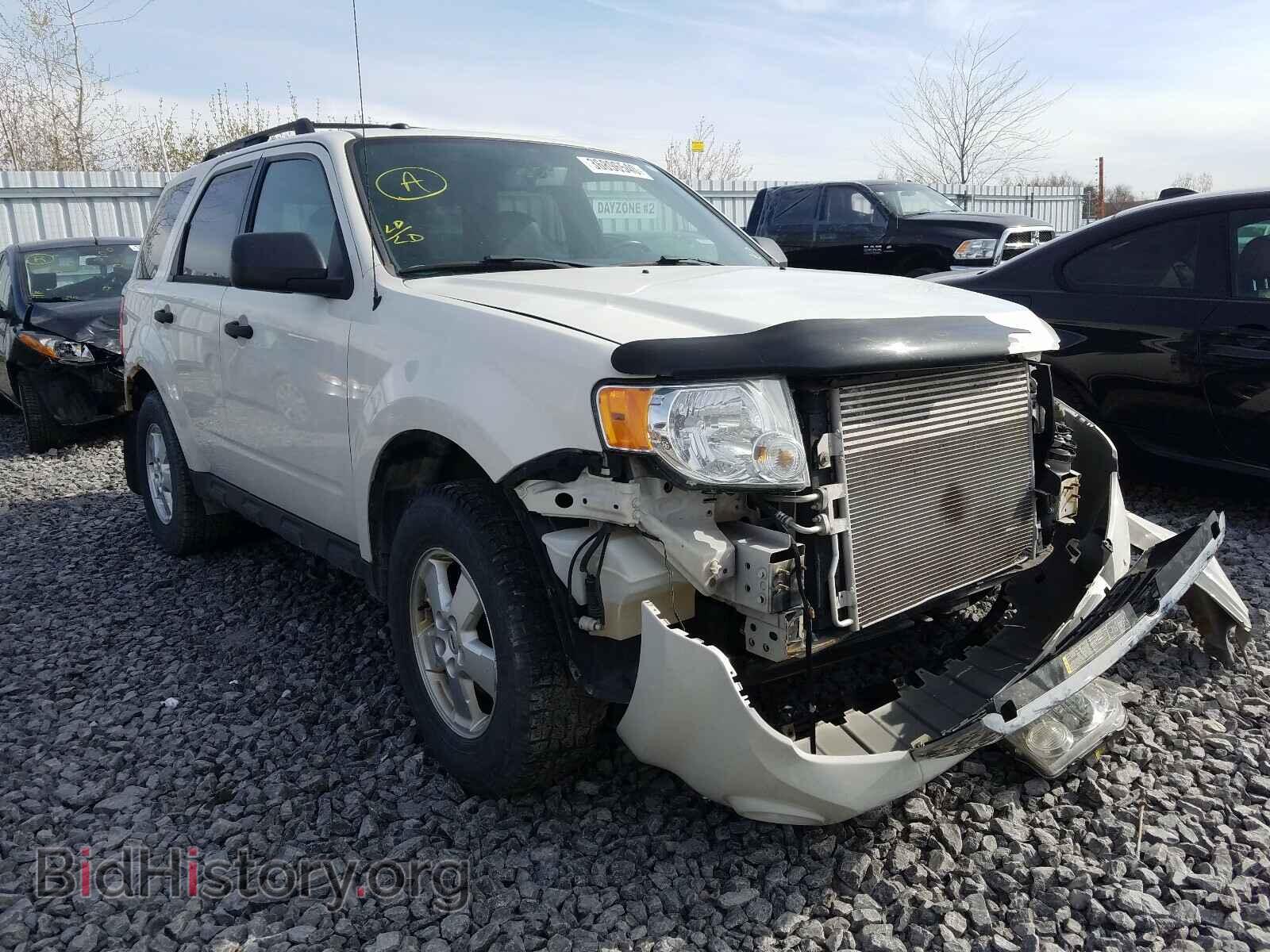 Фотография 1FMCU0D74BKA34728 - FORD ESCAPE 2011