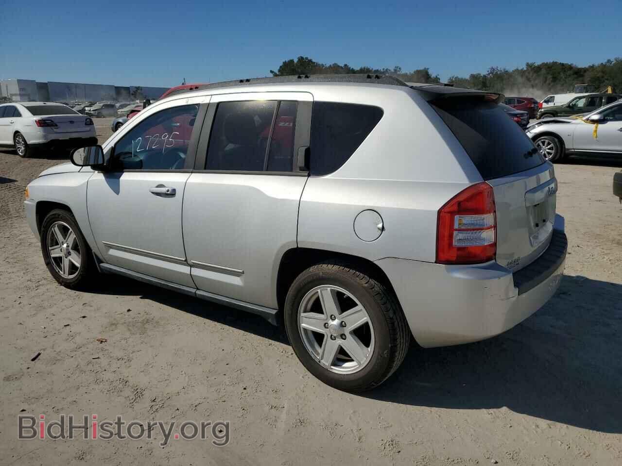 2010 JEEP COMPASS - VIN: 1J4NT4FA5AD515102 - Photo 2