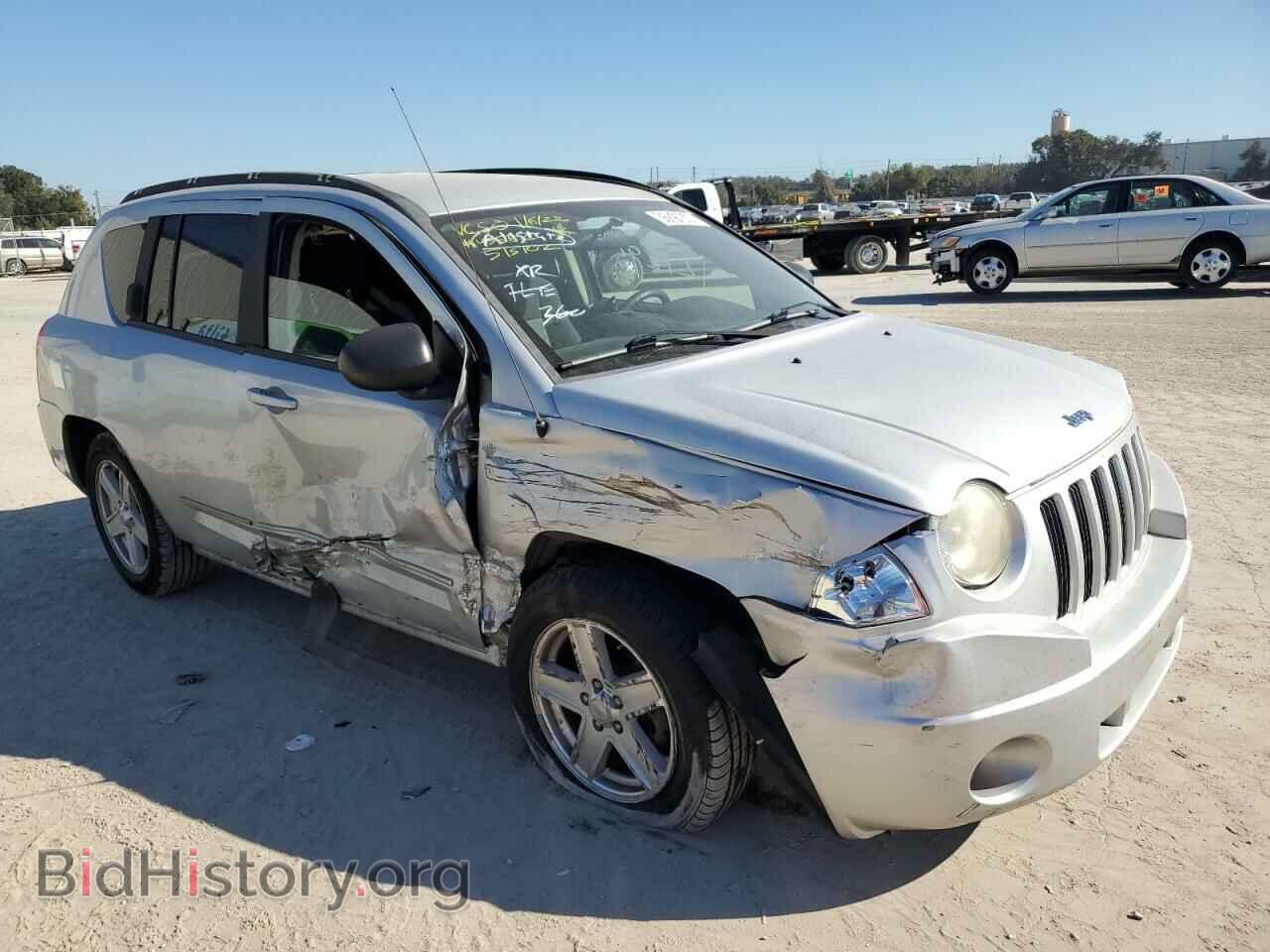 2010 JEEP COMPASS - VIN: 1J4NT4FA5AD515102 - Photo 4