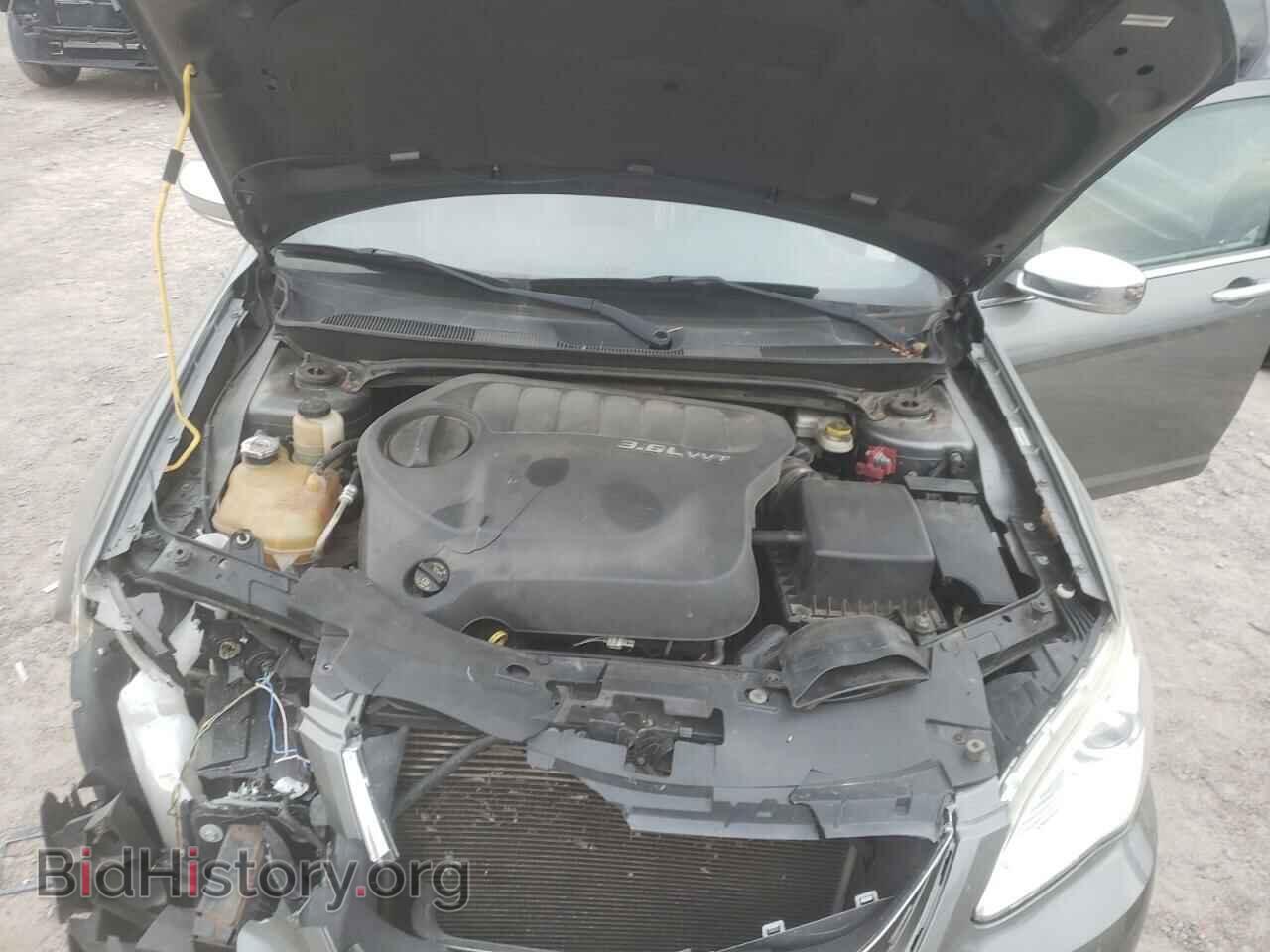 2011 CHRYSLER 200 - VIN: 1C3BC2FG2BN581382 - Фото 11