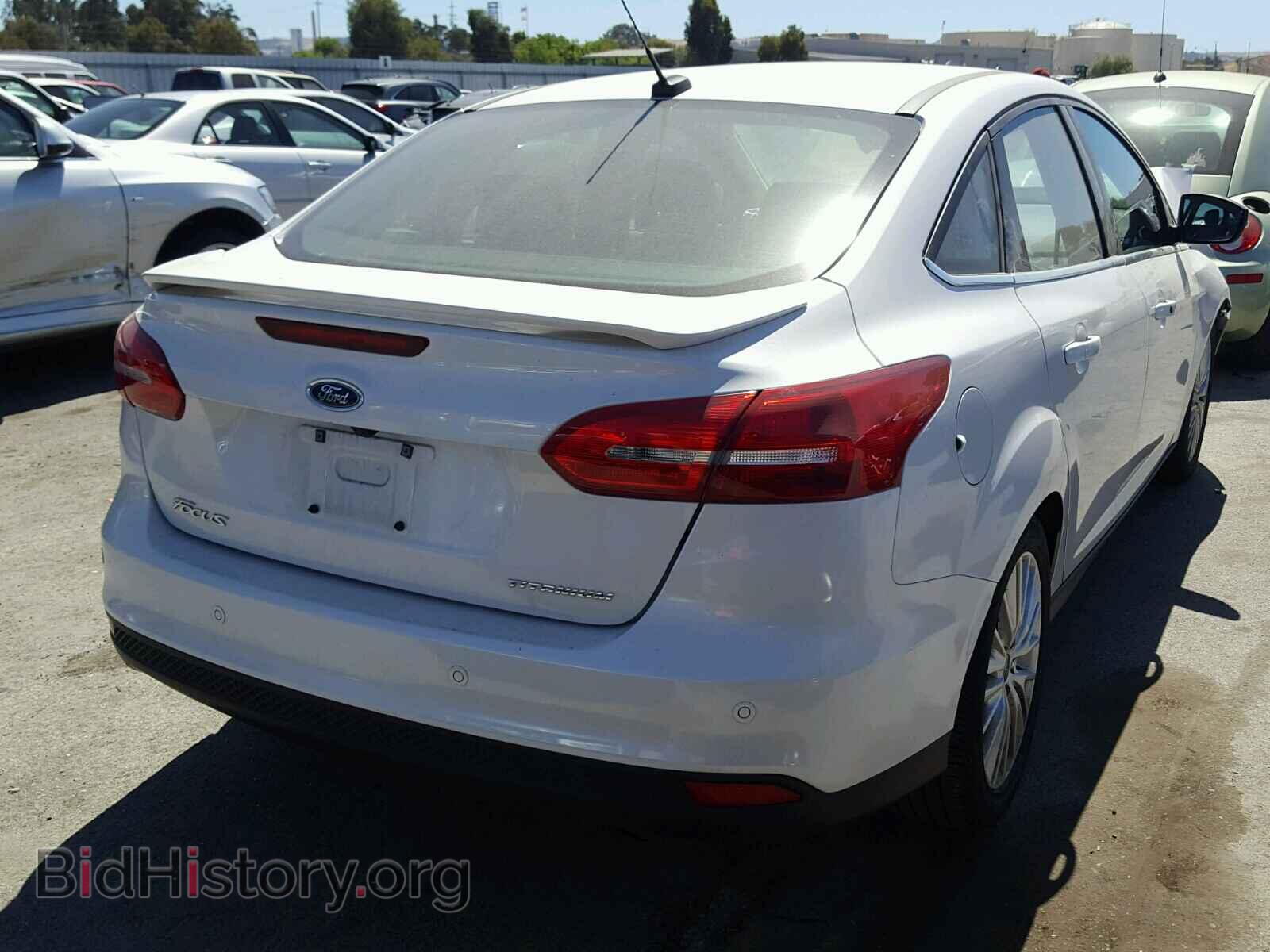 2017 FORD FOCUS - VIN: 1FADP3J26HL329333 - Фото 4