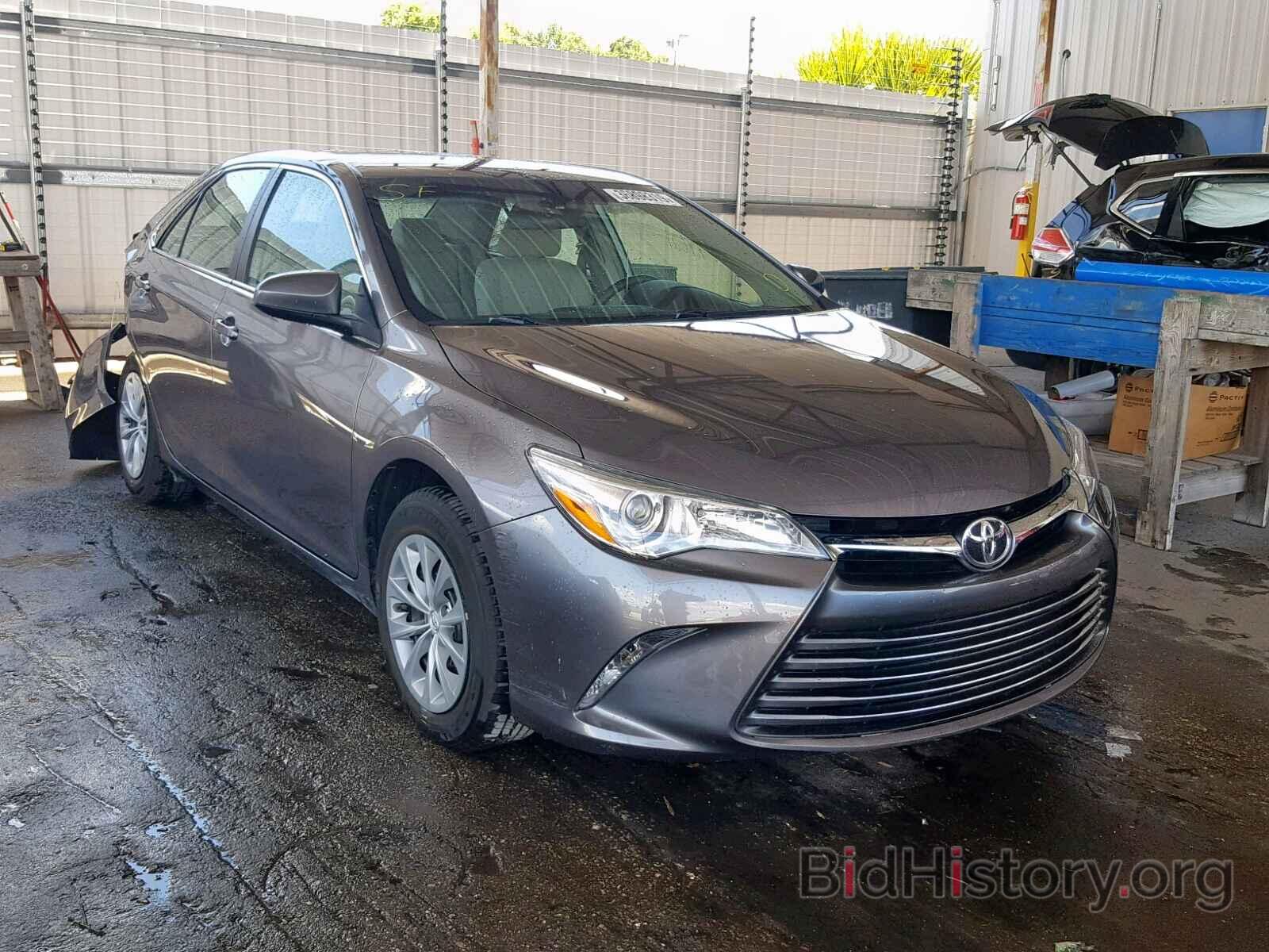 Photo 4T1BF1FK0HU402719 - TOYOTA CAMRY 2017