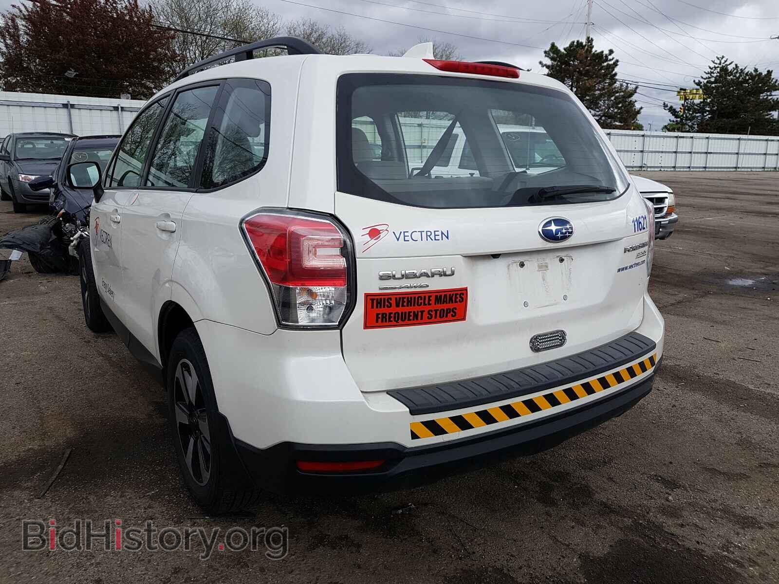 2017 SUBARU FORESTER - VIN: JF2SJABC2HH460651 - Фото 3
