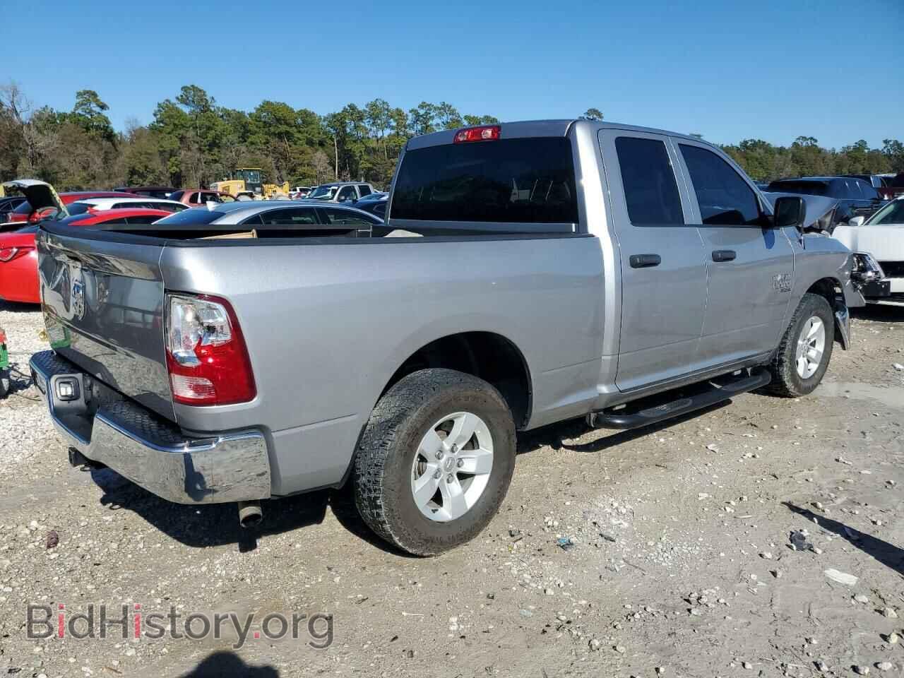 2019 RAM 1500 - VIN: 1C6RR6FG8KS702019 - Фото 3