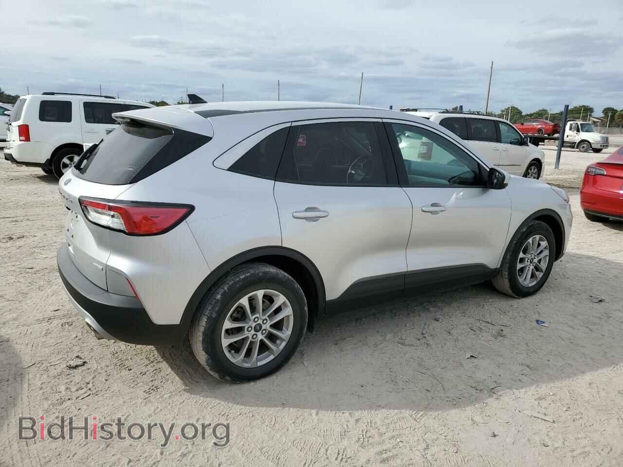 2020 FORD ESCAPE - VIN: 1FMCU0G61LUA12646 - Фото 3
