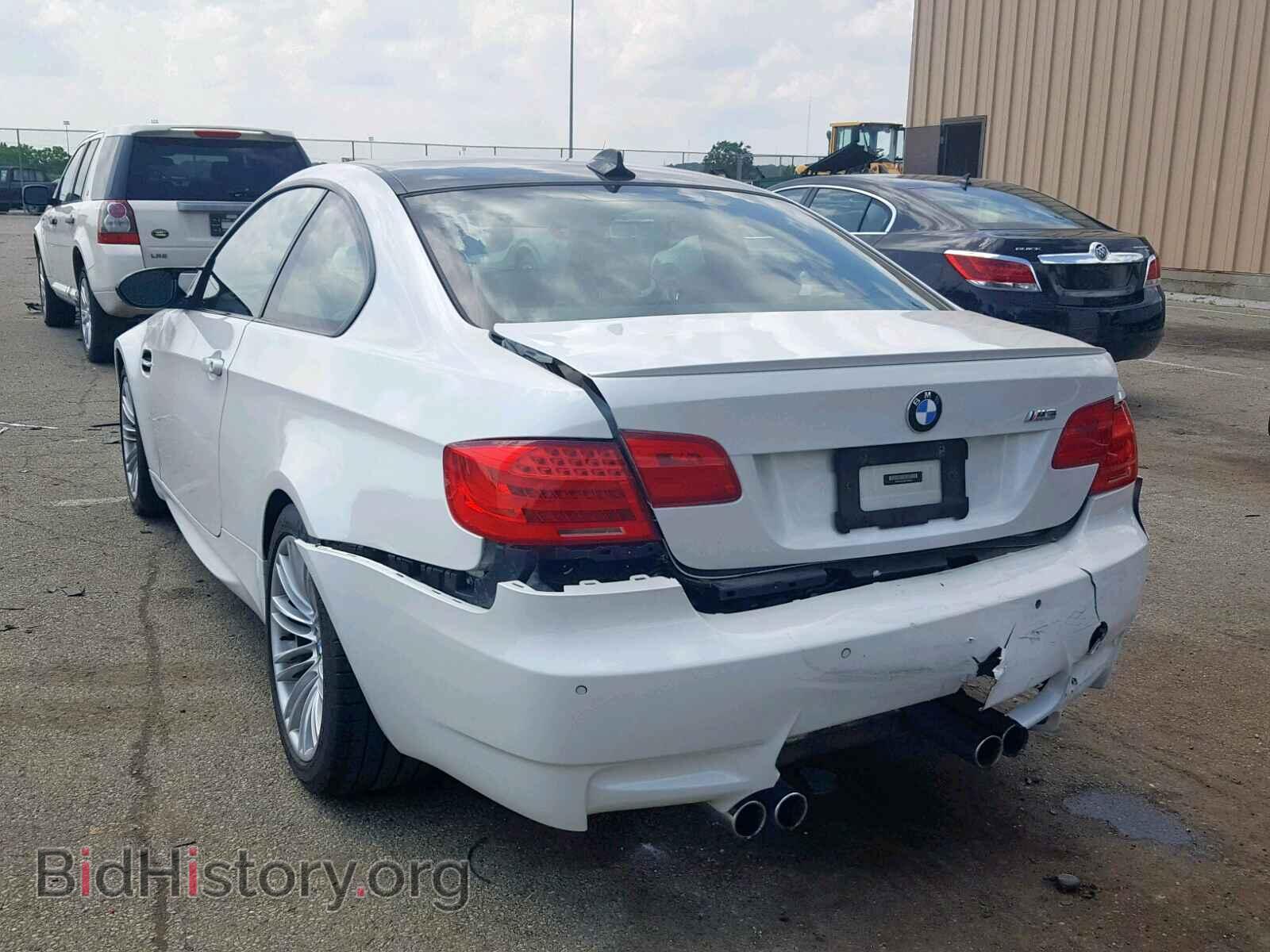 2011 BMW M3 - VIN: WBSKG9C50BE796828 - Фото 3