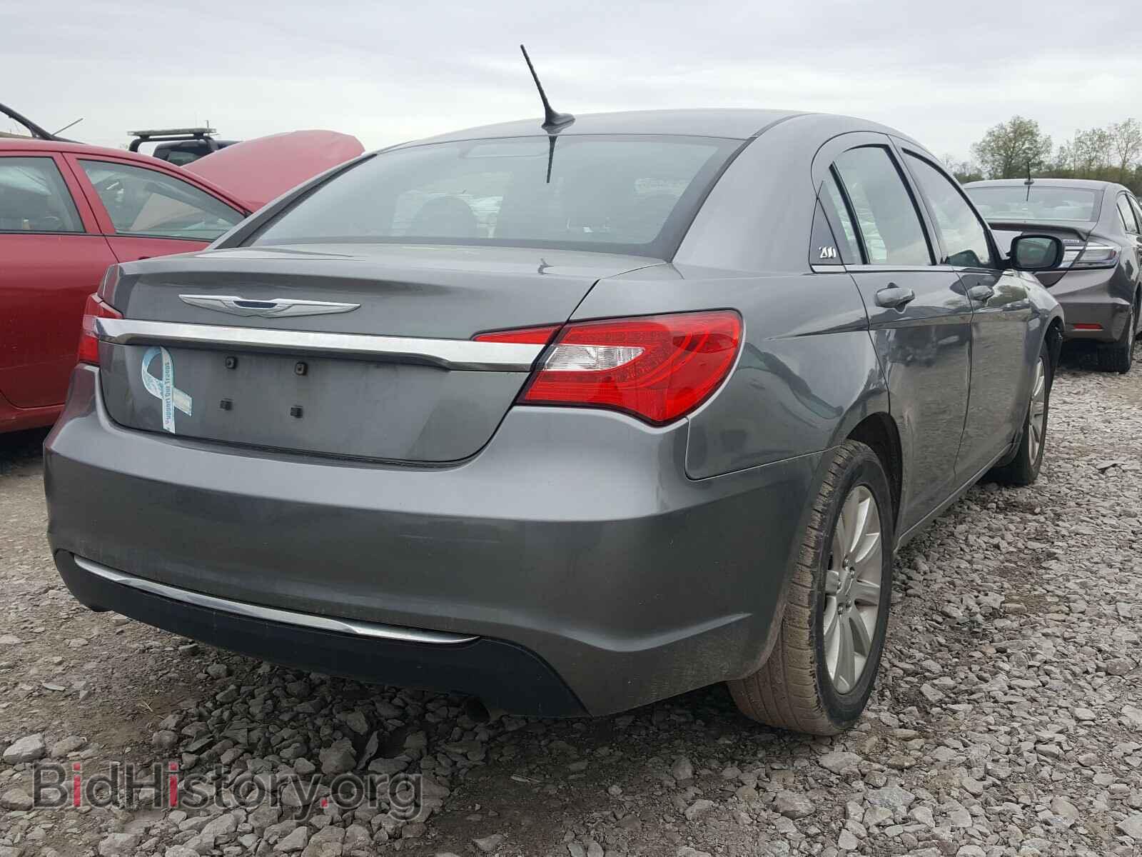 2011 CHRYSLER 200 - VIN: 1C3BC1FB5BN602708 - Фото 4