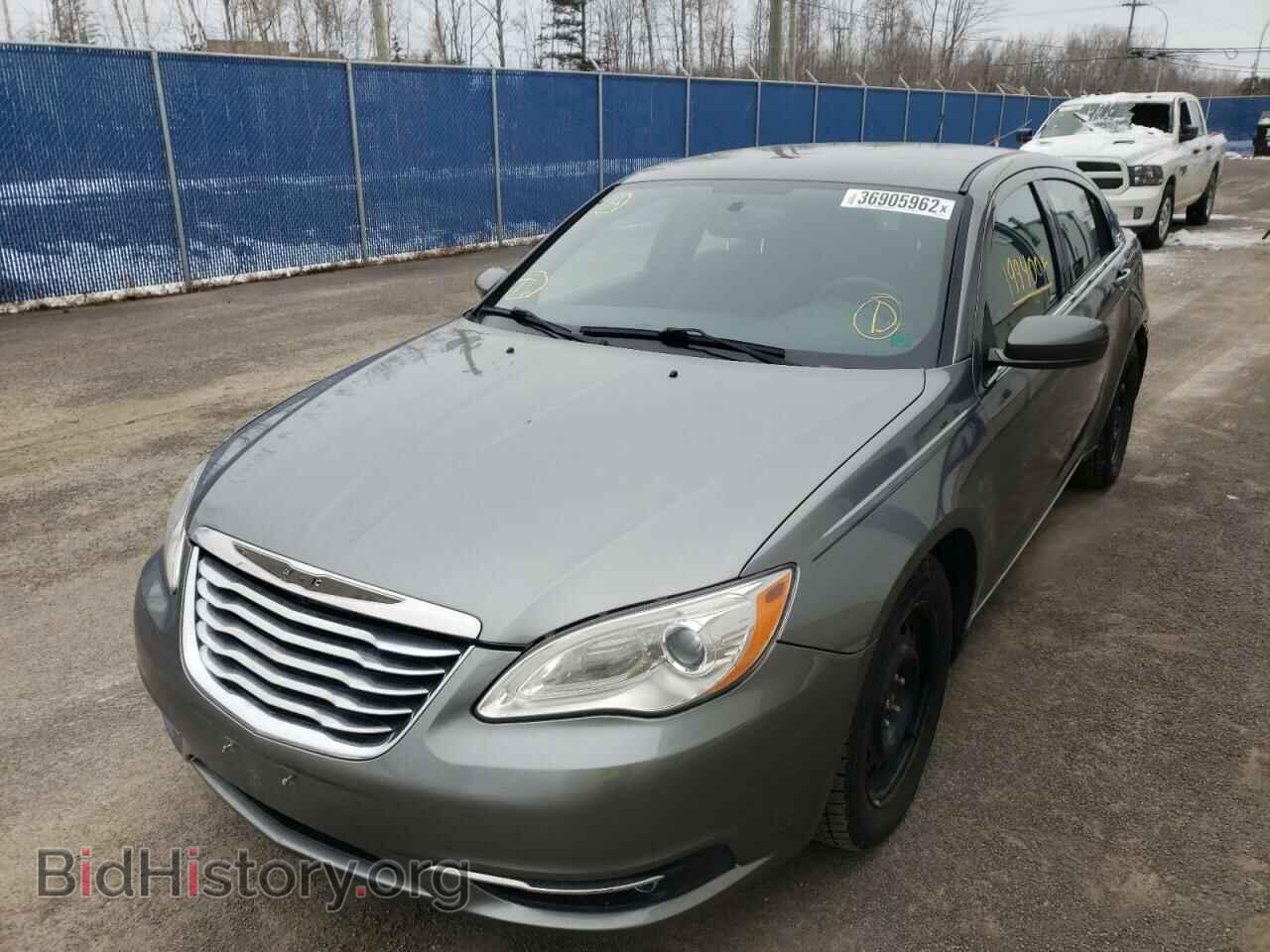 2012 CHRYSLER 200 - VIN: 1C3CCBBG1CN234895 - Фото 2