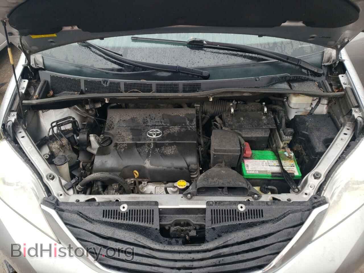 2011 TOYOTA SIENNA - VIN: 5TDKK3DC8BS173130 - Фото 12