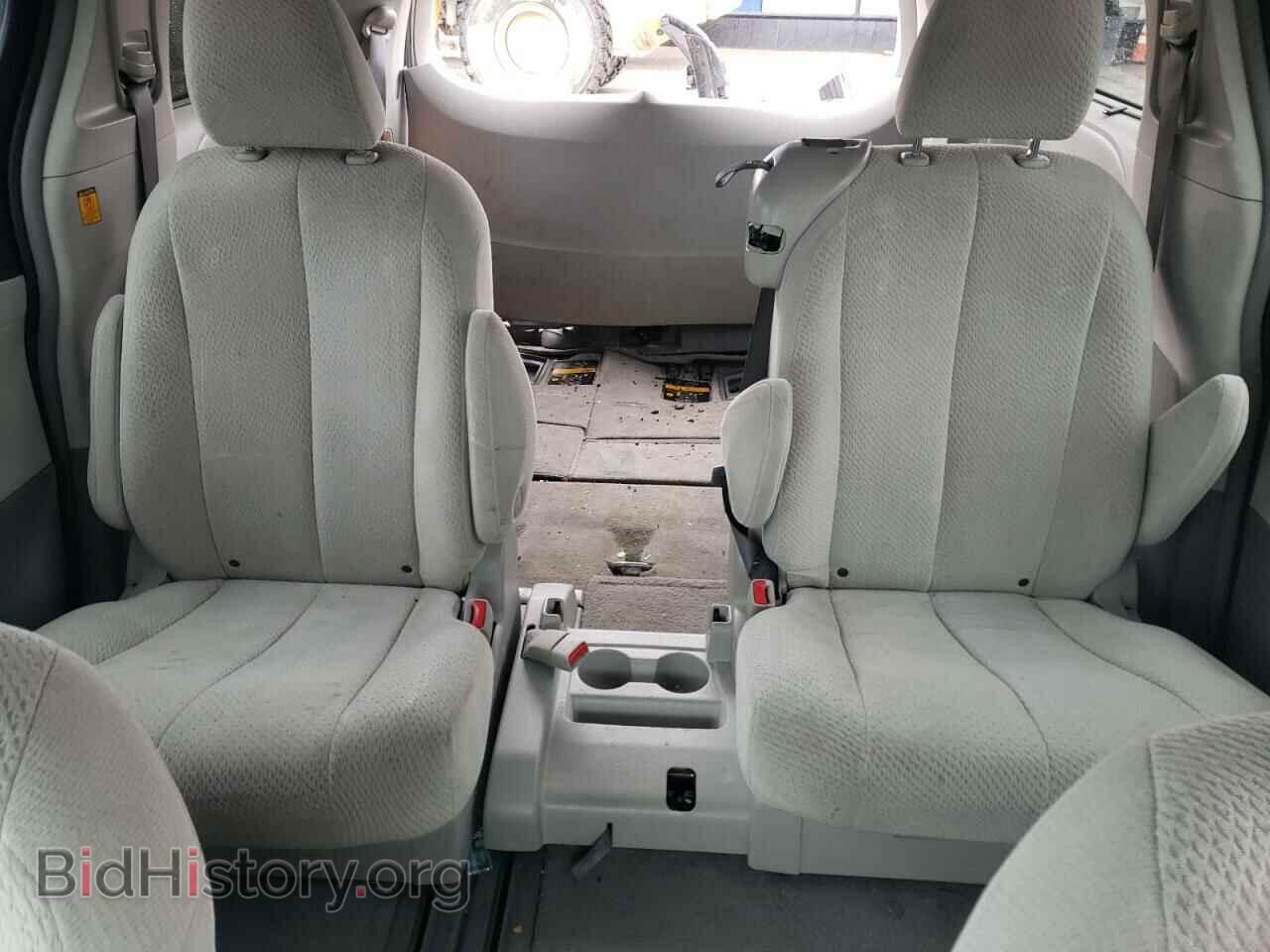 2011 TOYOTA SIENNA - VIN: 5TDKK3DC8BS173130 - Фото 10