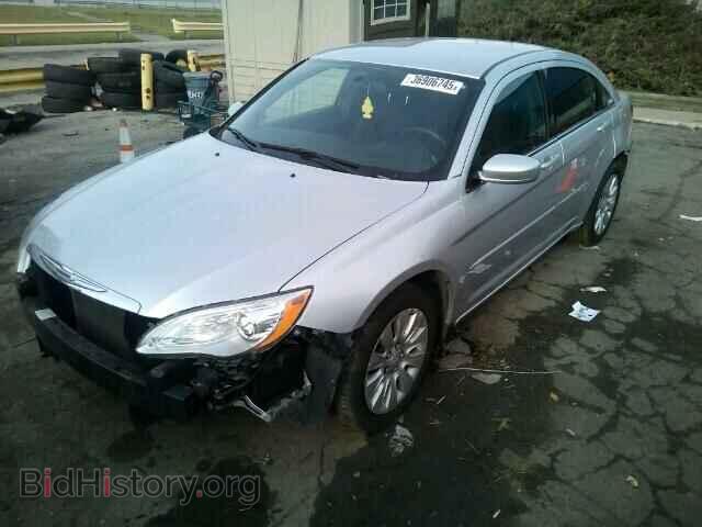 2012 CHRYSLER 200 - VIN: 1C3CCBAB0CN235946 - Photo 2