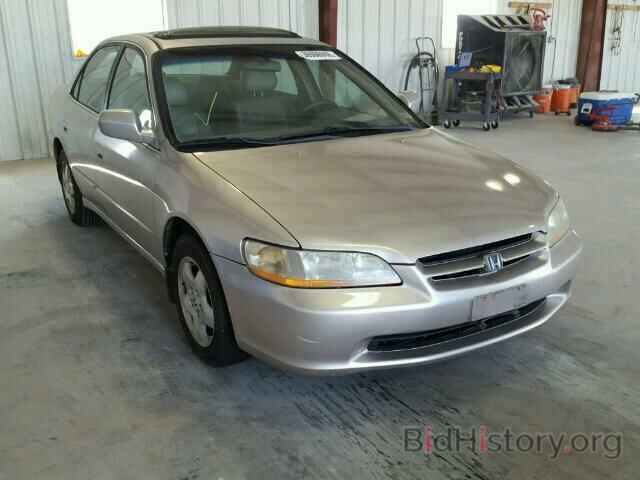 Photo 1HGCG1654XA011784 - HONDA ACCORD 1999