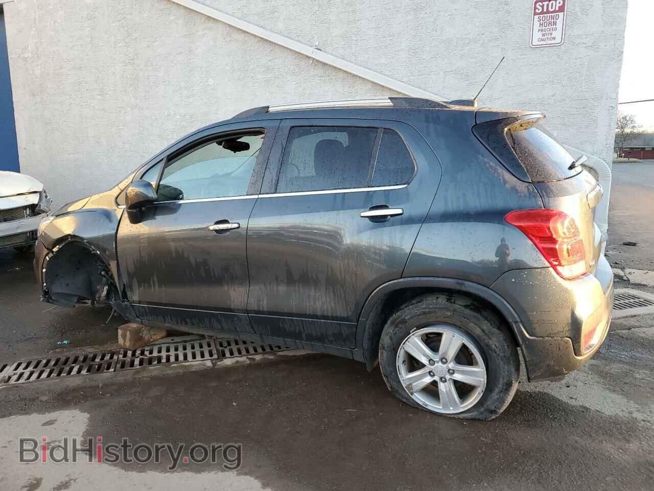 2019 CHEVROLET TRAX - VIN: 3GNCJLSB3KL297742 - Photo 2