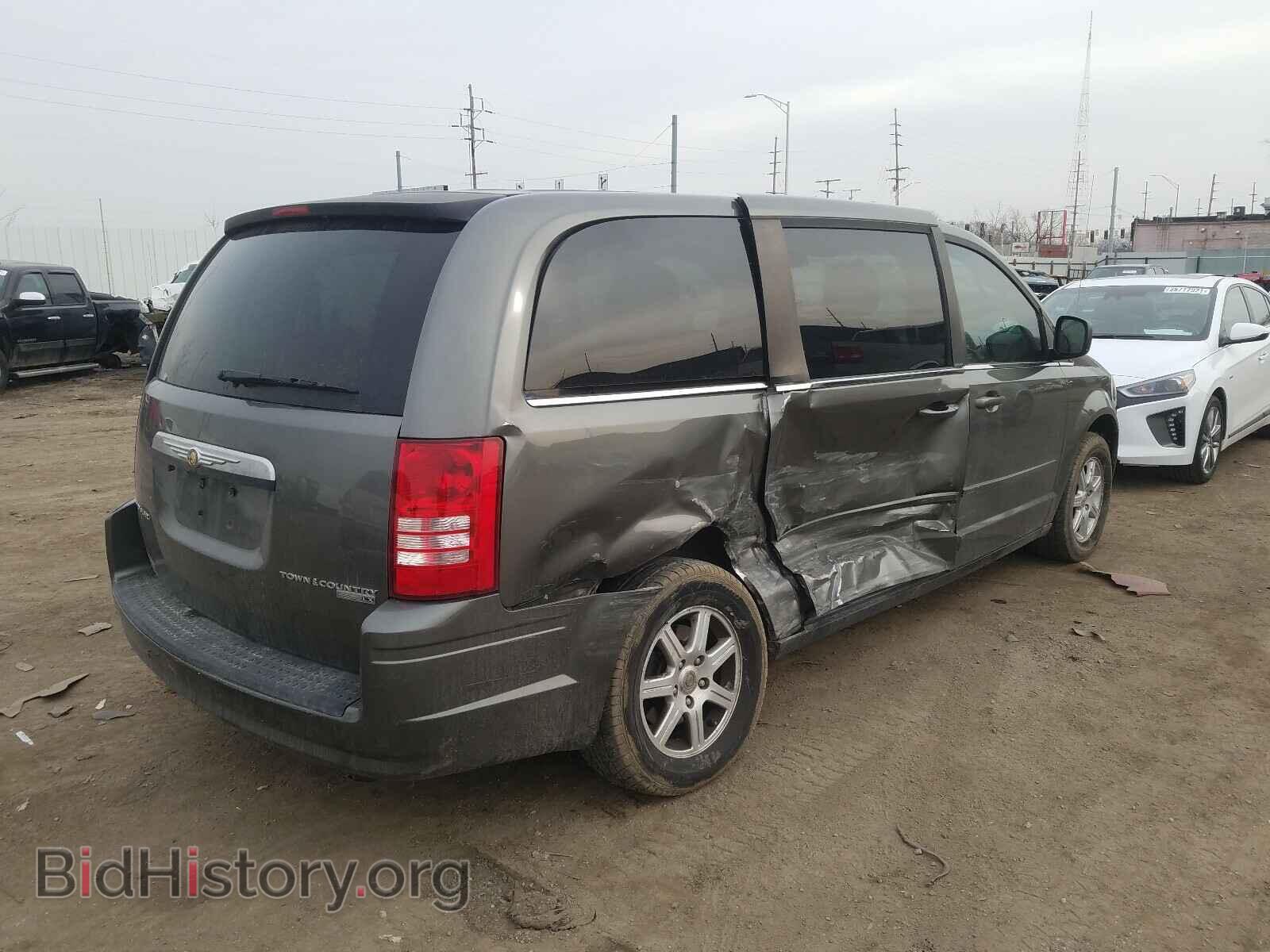 2010 CHRYSLER MINIVAN - VIN: 2A4RR2D12AR441450 - Photo 4