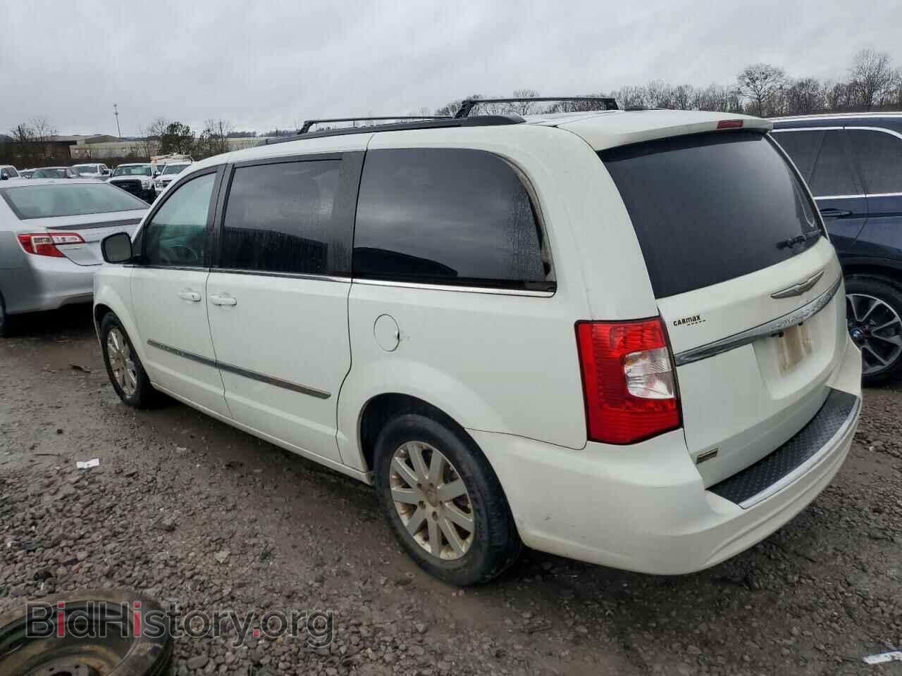 2013 CHRYSLER MINIVAN - VIN: 2C4RC1BG1DR820923 - Photo 2