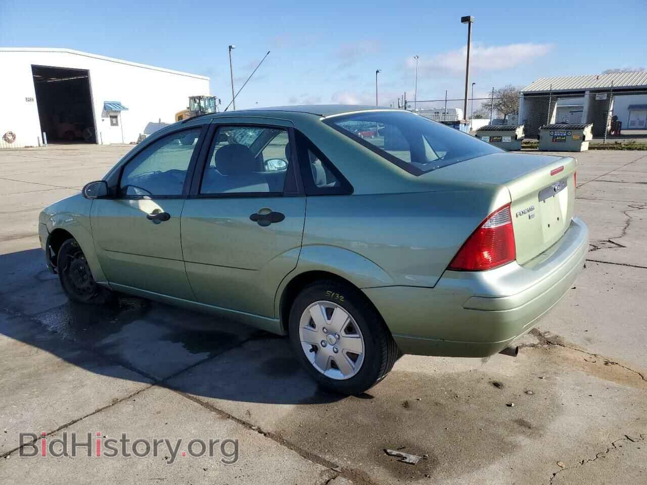 2007 FORD FOCUS - VIN: 1FAFP34N47W307519 - Фото 2