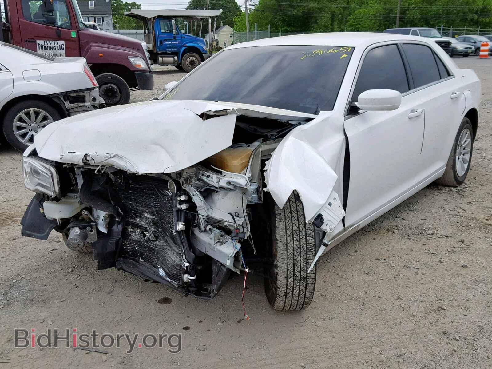 2013 CHRYSLER 300 - VIN: 2C3CCAAG1DH508473 - Фото 2