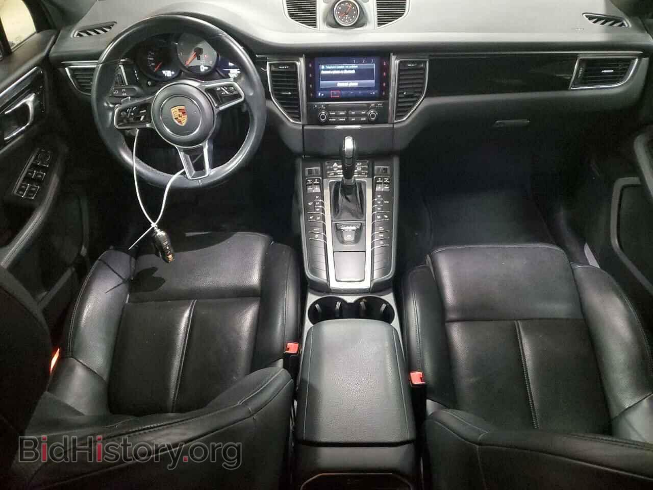 2017 PORSCHE MACAN - VIN: WP1AB2A50HLB20300 - Photo 8