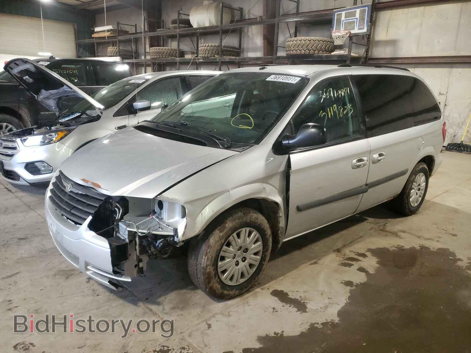 2007 CHRYSLER MINIVAN - VIN: 1A4GJ45R57B202268 - Photo 2