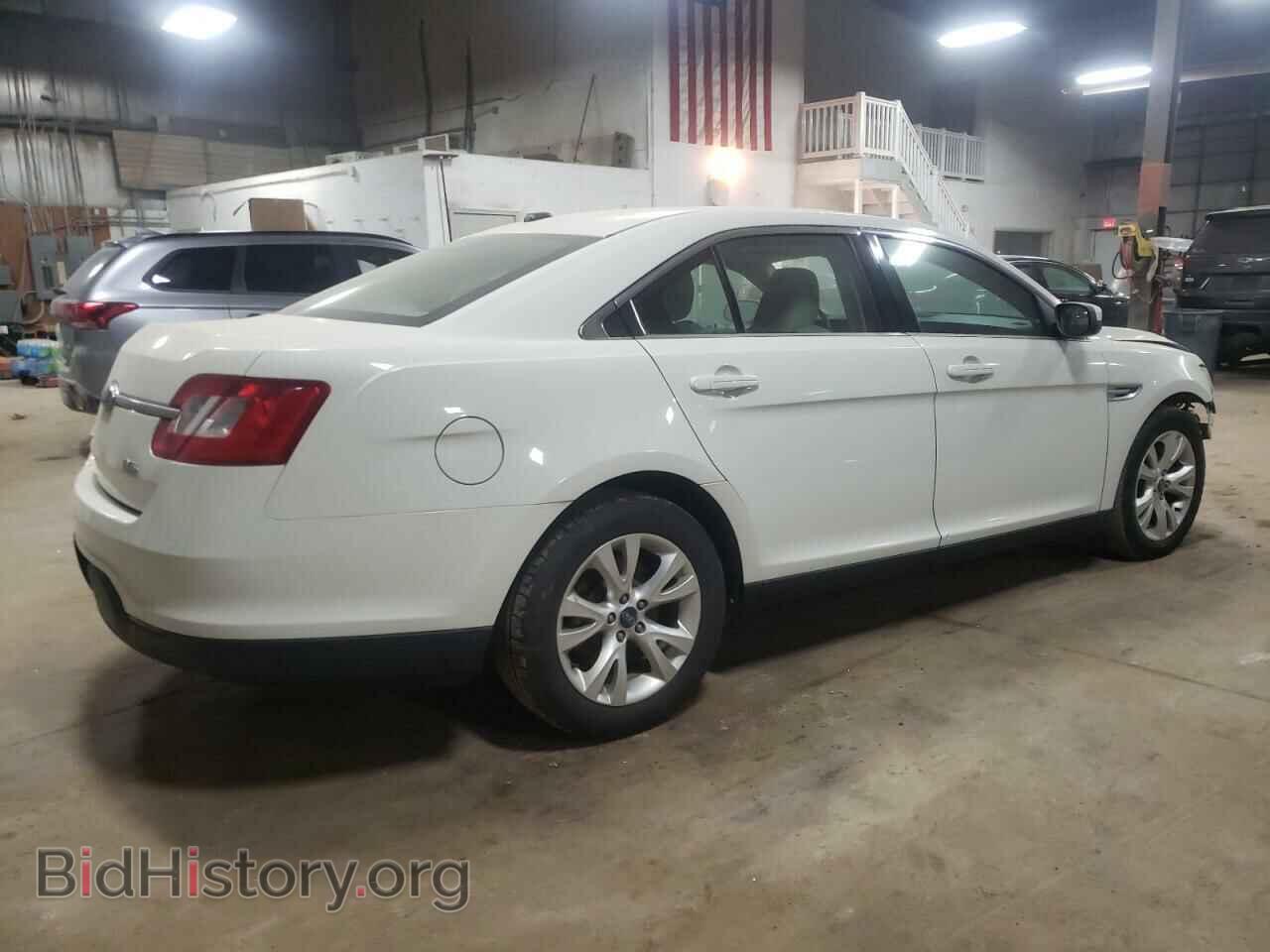 2010 FORD TAURUS - VIN: 1FAHP2EW7AG111702 - Фото 3