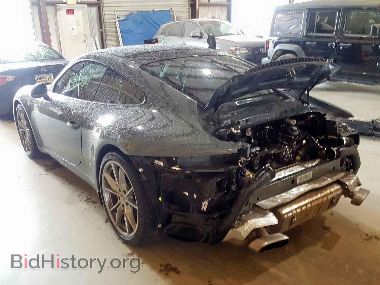 2018 PORSCHE 911 - VIN: WP0AA2A98JS105563 - Фото 3