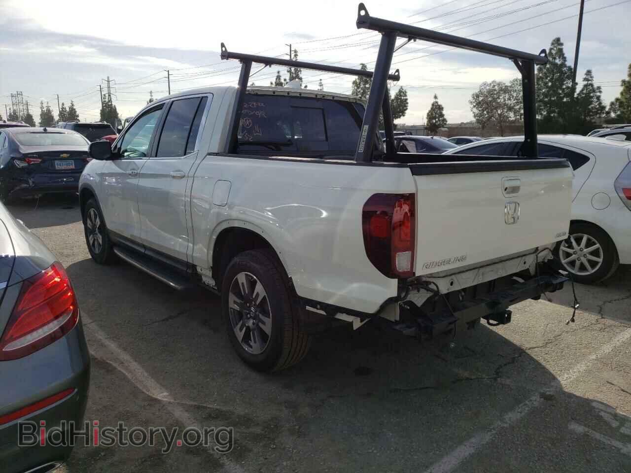 2019 HONDA RIDGELINE - VIN: 5FPYK3F65KB008794 - Фото 2