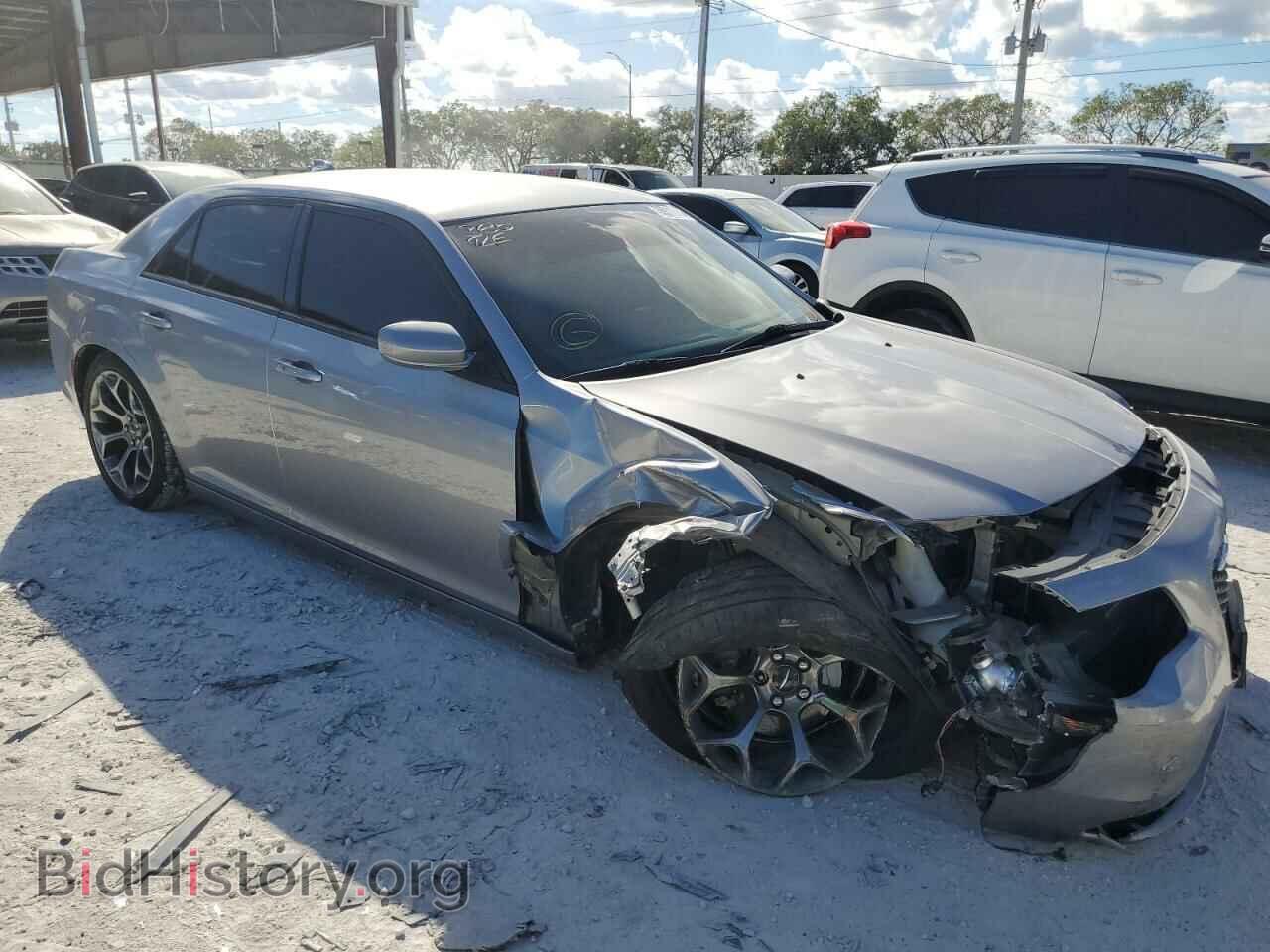 2018 CHRYSLER 300 - VIN: 2C3CCABG4JH227519 - Фото 4