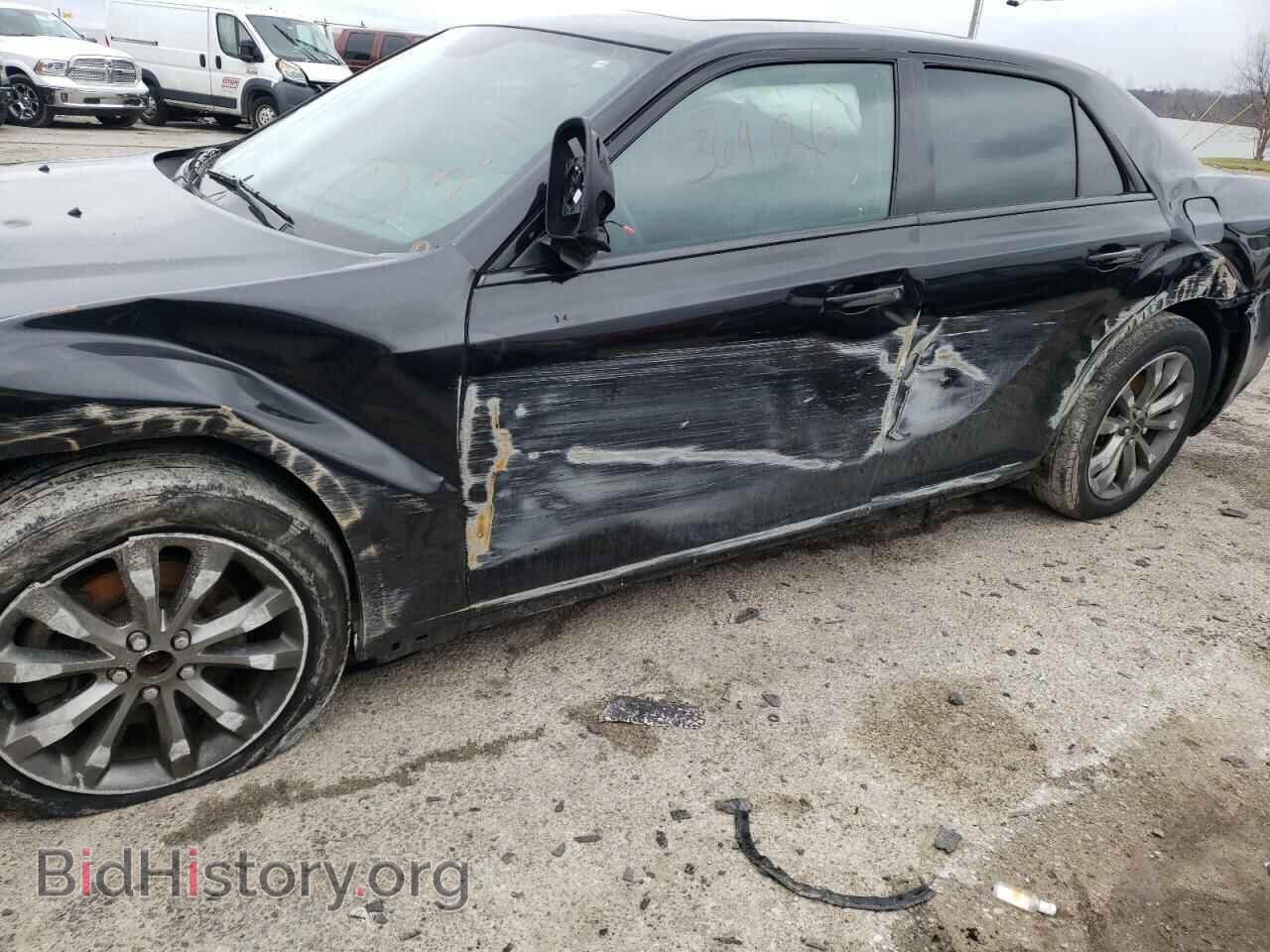 2014 CHRYSLER 300 - VIN: 2C3CCAGG9EH297998 - Фото 10