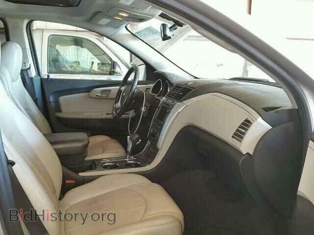 2010 CHEVROLET TRAVERSE - VIN: 1GNLRHED2AJ199620 - Фото 5