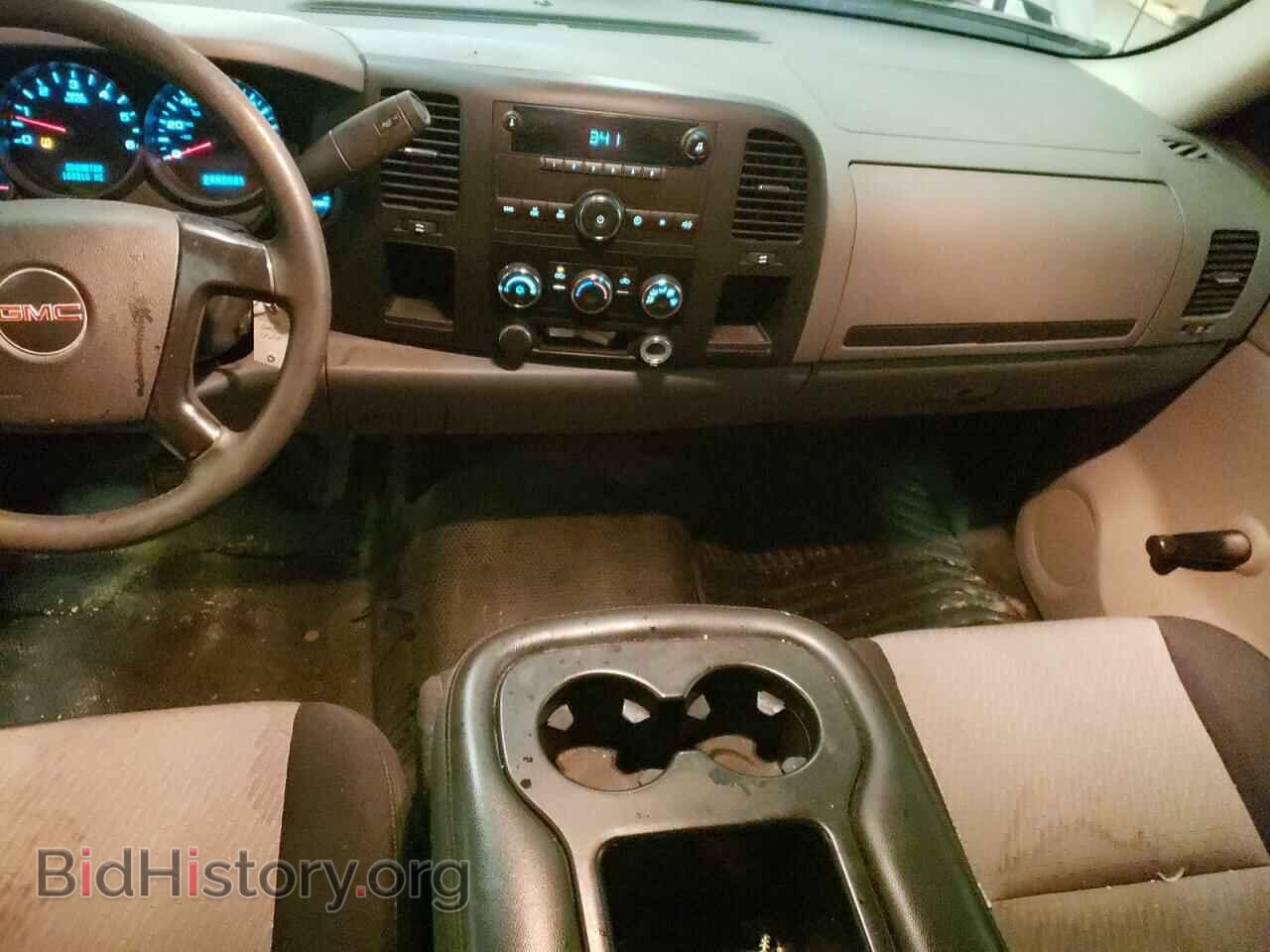 2007 GMC SIERRA - VIN: 1GTEC14C27E598824 - Фото 8