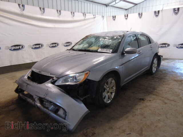 2013 CHRYSLER 200 - VIN: 1C3CCBBB1DN695648 - Фото 2