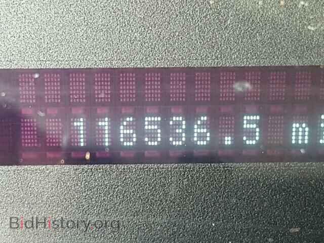 2008 FORD FOCUS - VIN: 1FAHP33N48W198572 - Фото 8